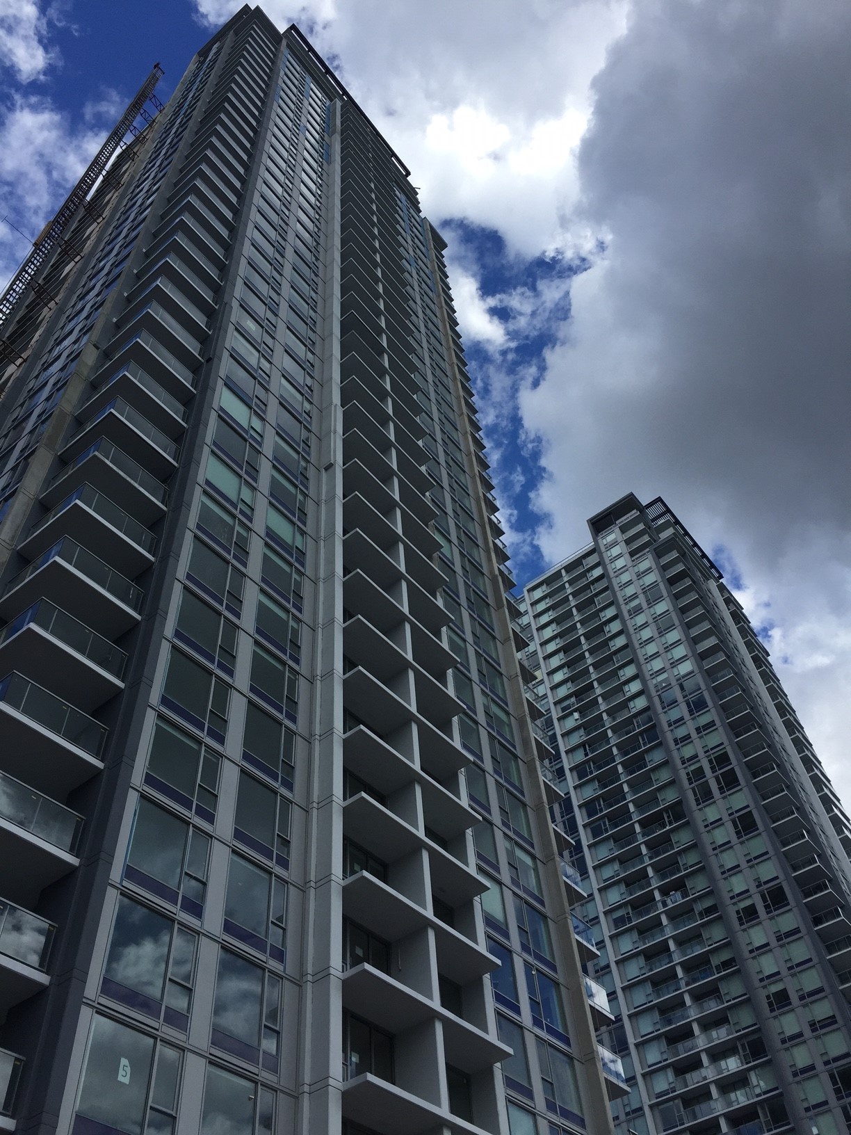 Park Avenue Tower 1&2
Surrey 2016/2017